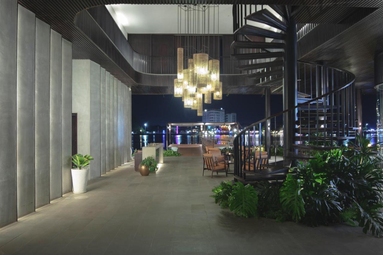 Amber Kampot Hotel Exterior foto